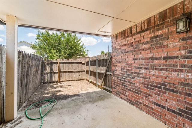1001 SW 24th Street, Moore, OK 73170