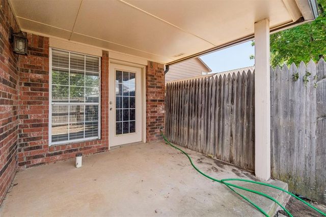 1001 SW 24th Street, Moore, OK 73170