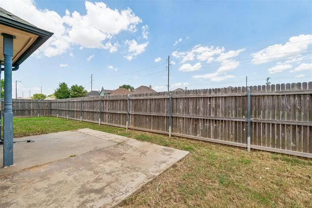 1001 SW 24th Street, Moore, OK 73170