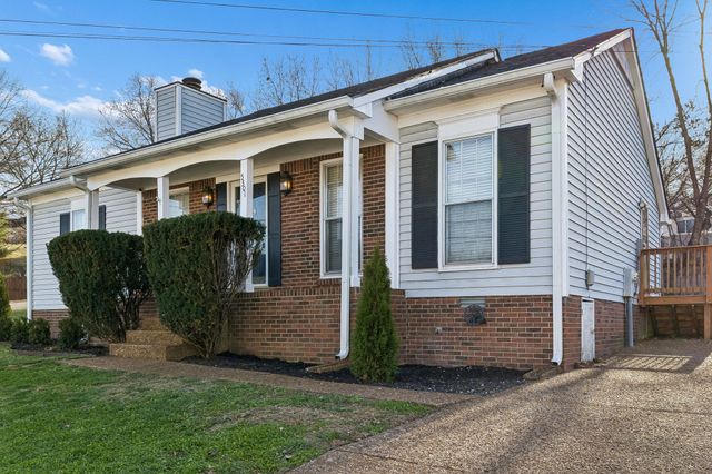 5301 Village Way, Nashville, TN 37211