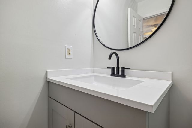 5301 Village Way, Nashville, TN 37211