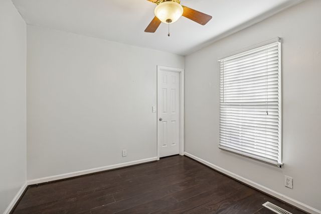 5301 Village Way, Nashville, TN 37211