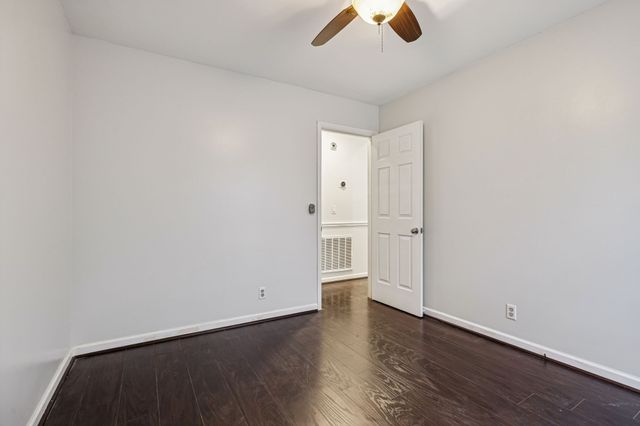 5301 Village Way, Nashville, TN 37211