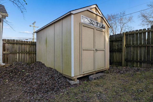 5301 Village Way, Nashville, TN 37211