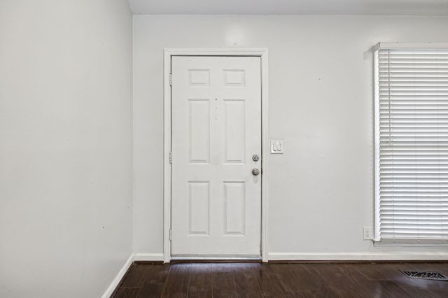 5301 Village Way, Nashville, TN 37211