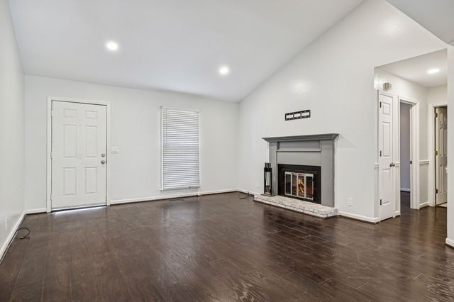 5301 Village Way, Nashville, TN 37211