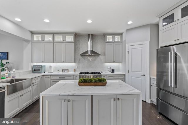 62 ISABELLE CT, Marlton, NJ 08053