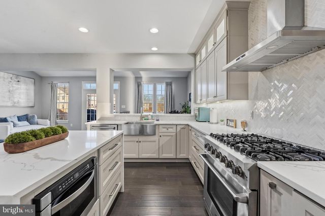 62 ISABELLE CT, Marlton, NJ 08053