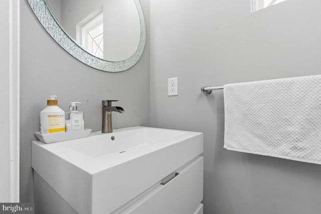 62 ISABELLE CT, Marlton, NJ 08053