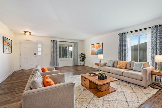 821 Wyndstone Drive, Elwood, IL 60421