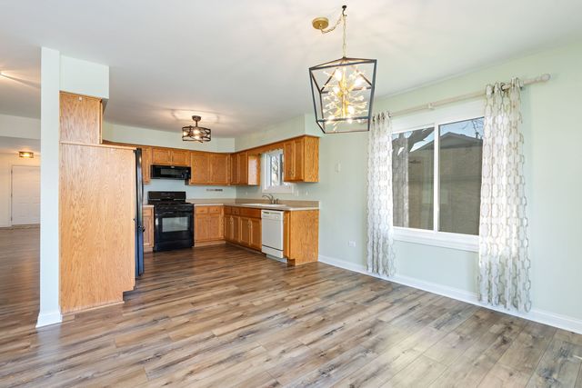 821 Wyndstone Drive, Elwood, IL 60421