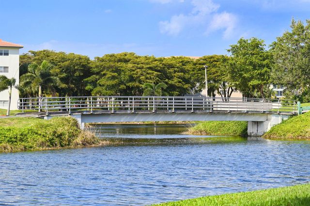 2905 Victoria Place K3, Coconut Creek, FL 33066