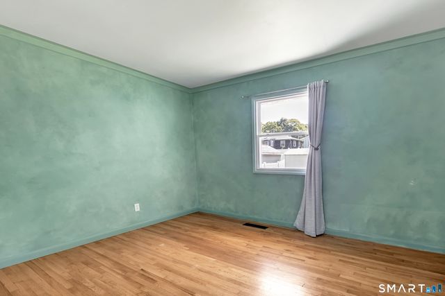 105 Sunset Drive, Derby, CT 06418