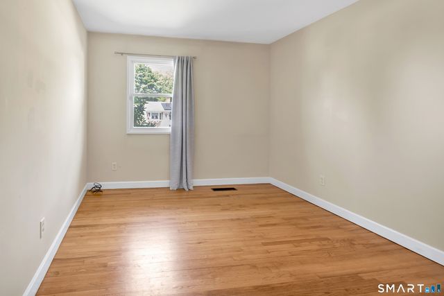 105 Sunset Drive, Derby, CT 06418