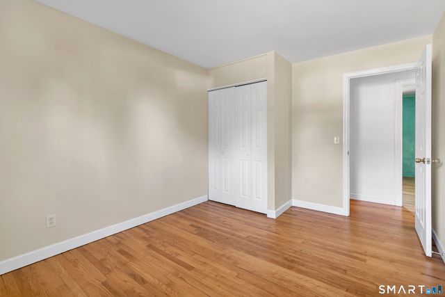 105 Sunset Drive, Derby, CT 06418