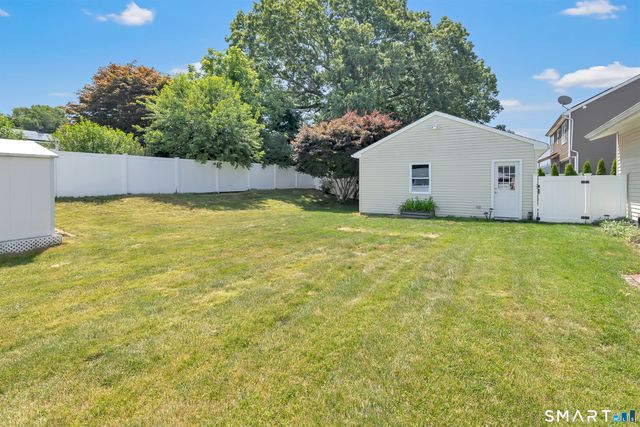 105 Sunset Drive, Derby, CT 06418