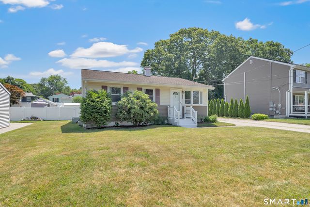 105 Sunset Drive, Derby, CT 06418