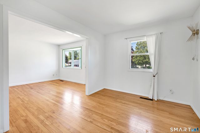 105 Sunset Drive, Derby, CT 06418