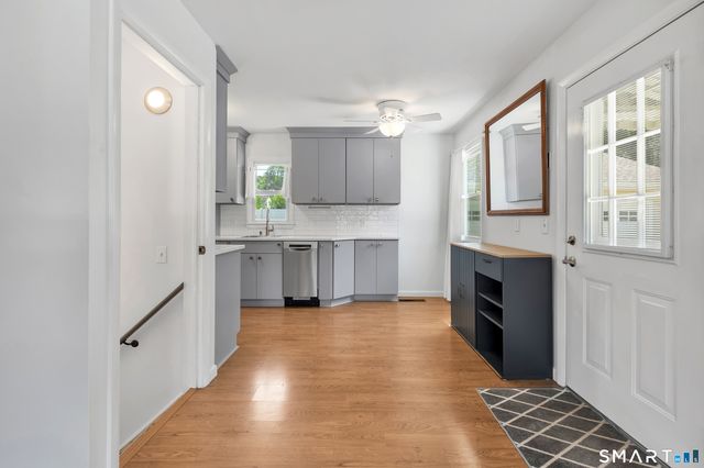 105 Sunset Drive, Derby, CT 06418
