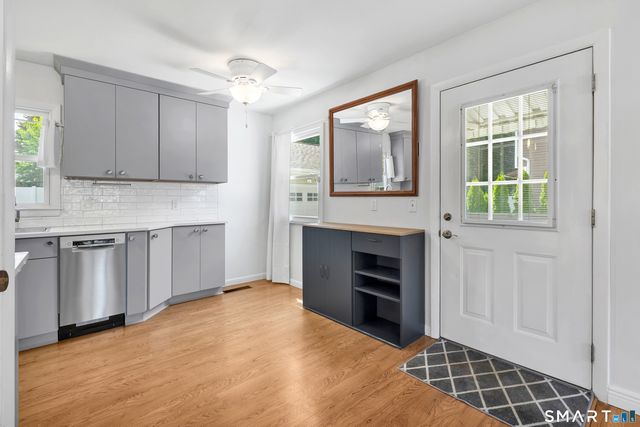 105 Sunset Drive, Derby, CT 06418