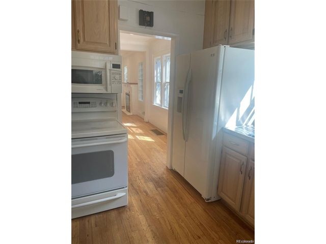 1143 S Corona St, Denver, CO 80210