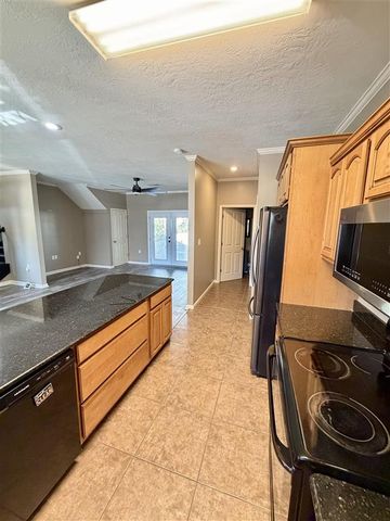 1709 Ethel A, Lake Charles, LA 70601