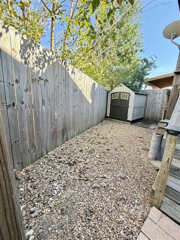 1709 Ethel A, Lake Charles, LA 70601