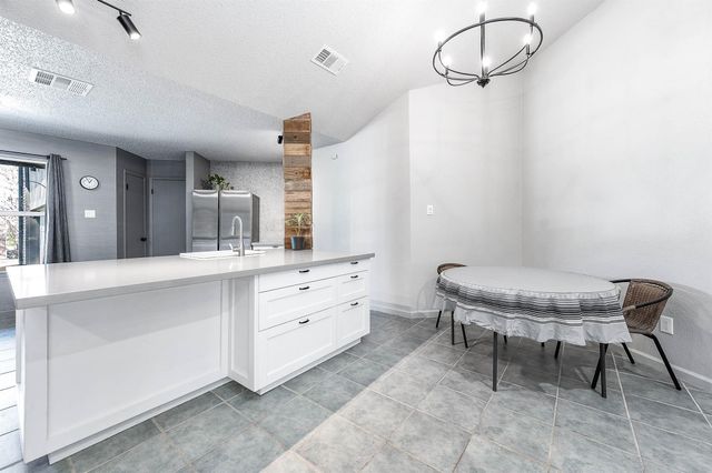 172 Park Way, Conroe, TX 77356