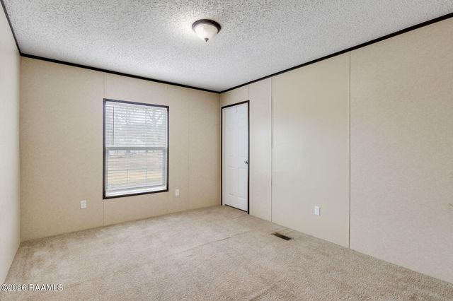 123 Dustin Circle, Broussard, LA 70518