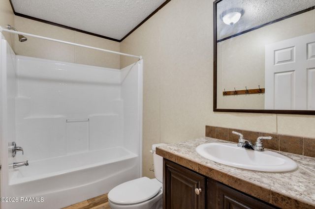 123 Dustin Circle, Broussard, LA 70518