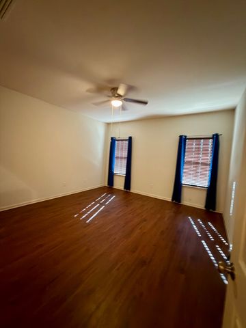 105 Belhaven Dr., Dothan, AL 36303