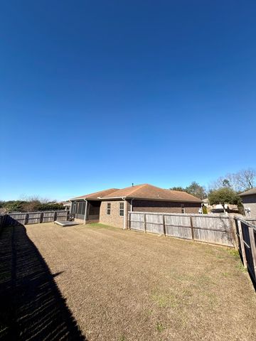 105 Belhaven Dr., Dothan, AL 36303