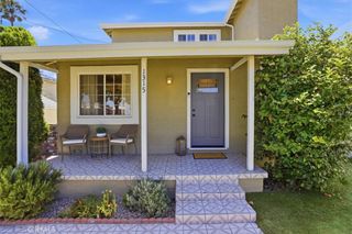 1315 Field Avenue, Inglewood, CA 90302
