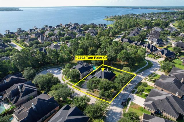 13702 Turn Point Court, Houston, TX 77044