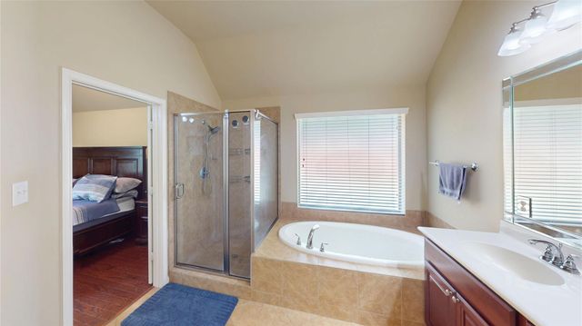 13702 Turn Point Court, Houston, TX 77044