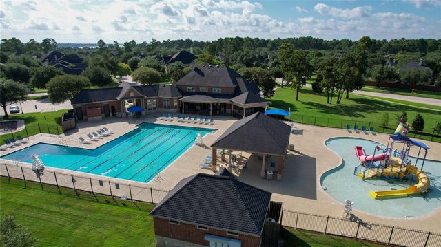 13702 Turn Point Court, Houston, TX 77044