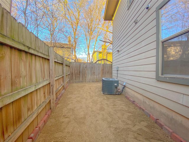 5201 Bogey CT, Austin, TX 78744