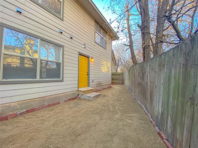 5201 Bogey CT, Austin, TX 78744