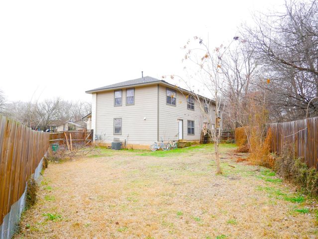 5201 Bogey CT, Austin, TX 78744