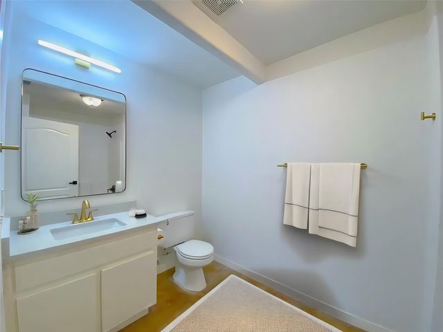 5201 Bogey CT, Austin, TX 78744