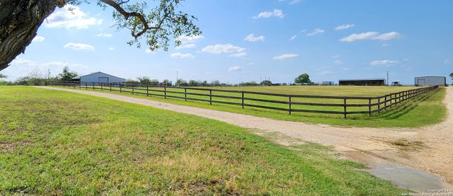 3200 auxiliary airport, Seguin, TX 78155