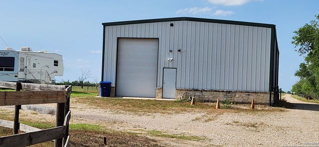 3200 auxiliary airport, Seguin, TX 78155