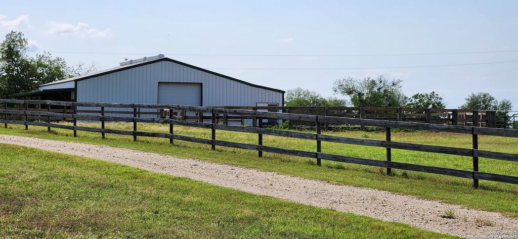 3200 auxiliary airport, Seguin, TX 78155