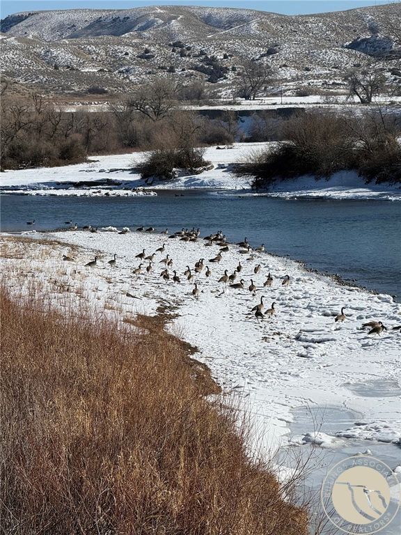 90 Edgar Fromberg Road, Fromberg, MT 59029 photo 3