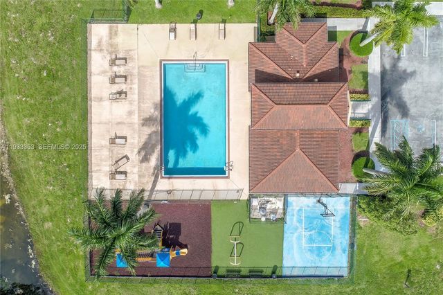 846 SW 148th Pl, Miami, FL 33194