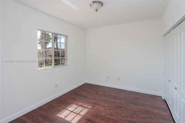 846 SW 148th Pl, Miami, FL 33194