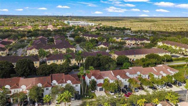 846 SW 148th Pl, Miami, FL 33194