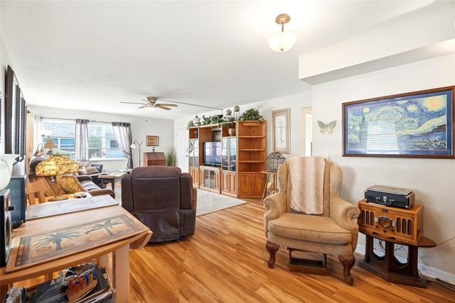 5895 18TH STREET N 1, St Petersburg, FL 33714