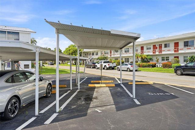 5895 18TH STREET N 1, St Petersburg, FL 33714