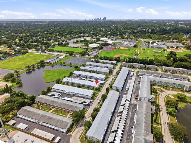 5895 18TH STREET N 1, St Petersburg, FL 33714